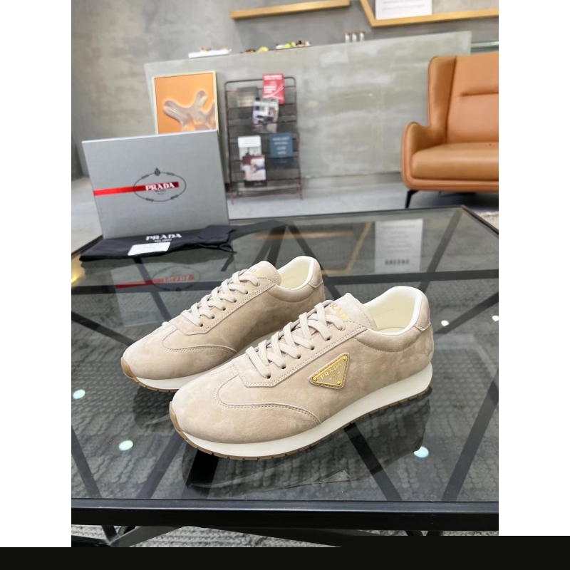 Pra*a casual shoes